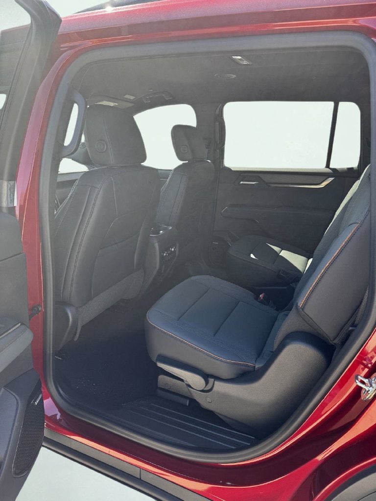 2027 GMC Acadia AT4