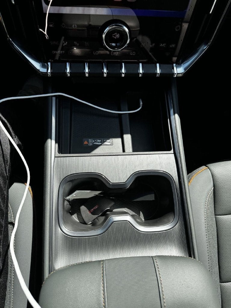 2027 GMC Acadia AT4