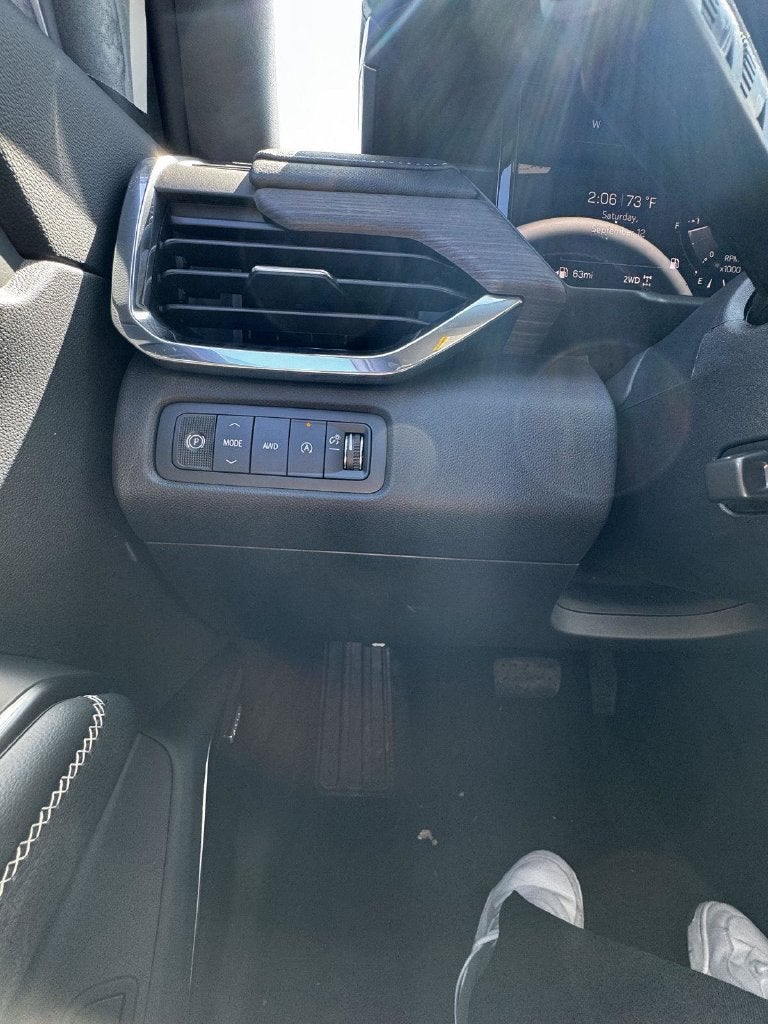 2027 GMC Acadia Denali