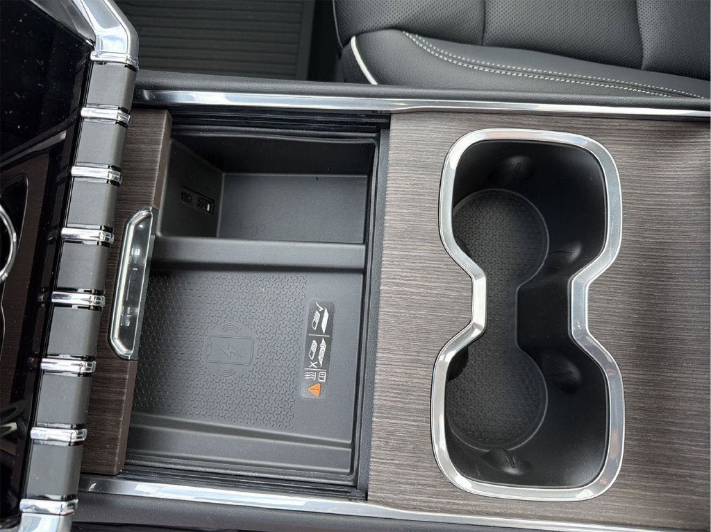 2027 GMC Acadia Denali