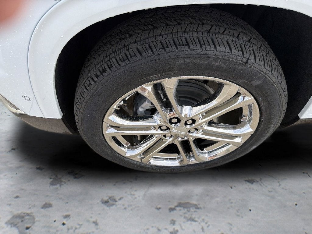 2027 GMC Acadia Denali