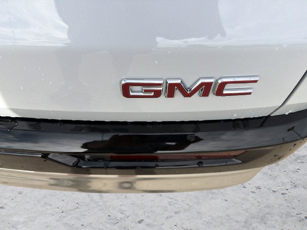 2027 GMC Acadia Denali