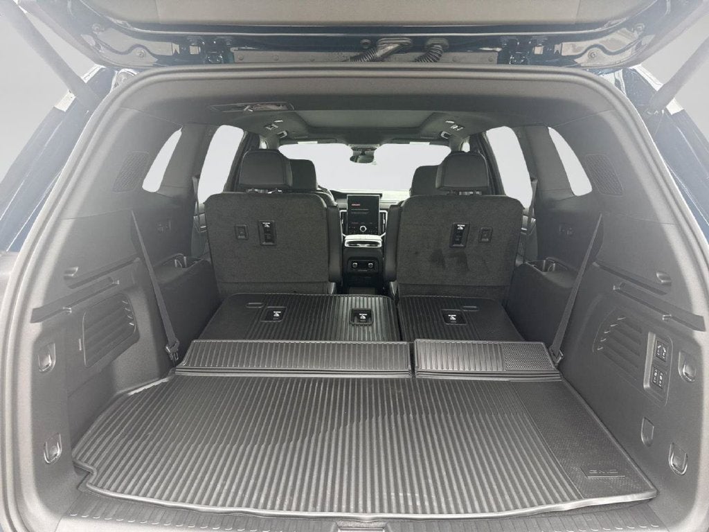 2027 GMC Acadia Denali
