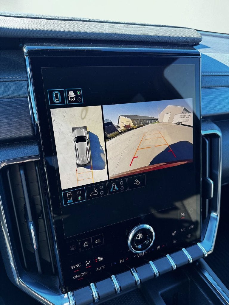 2025 GMC Acadia AT4