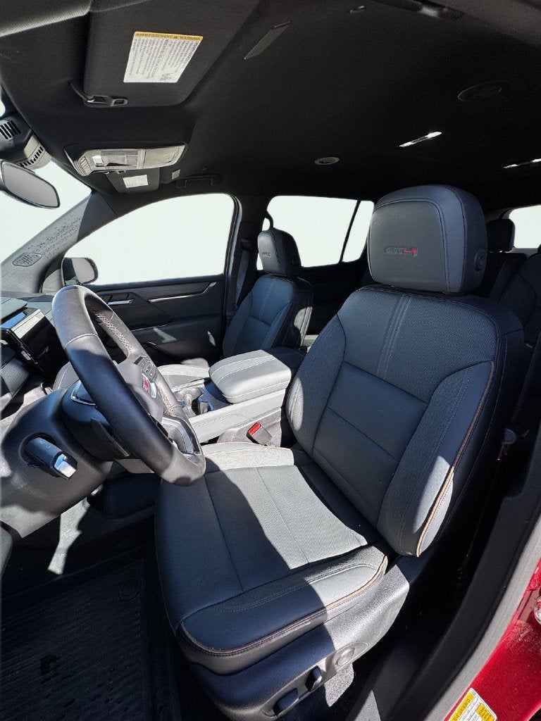 2025 GMC Acadia AT4