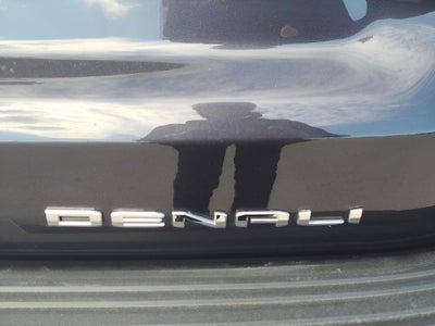 2023 GMC Yukon Denali Ultimate