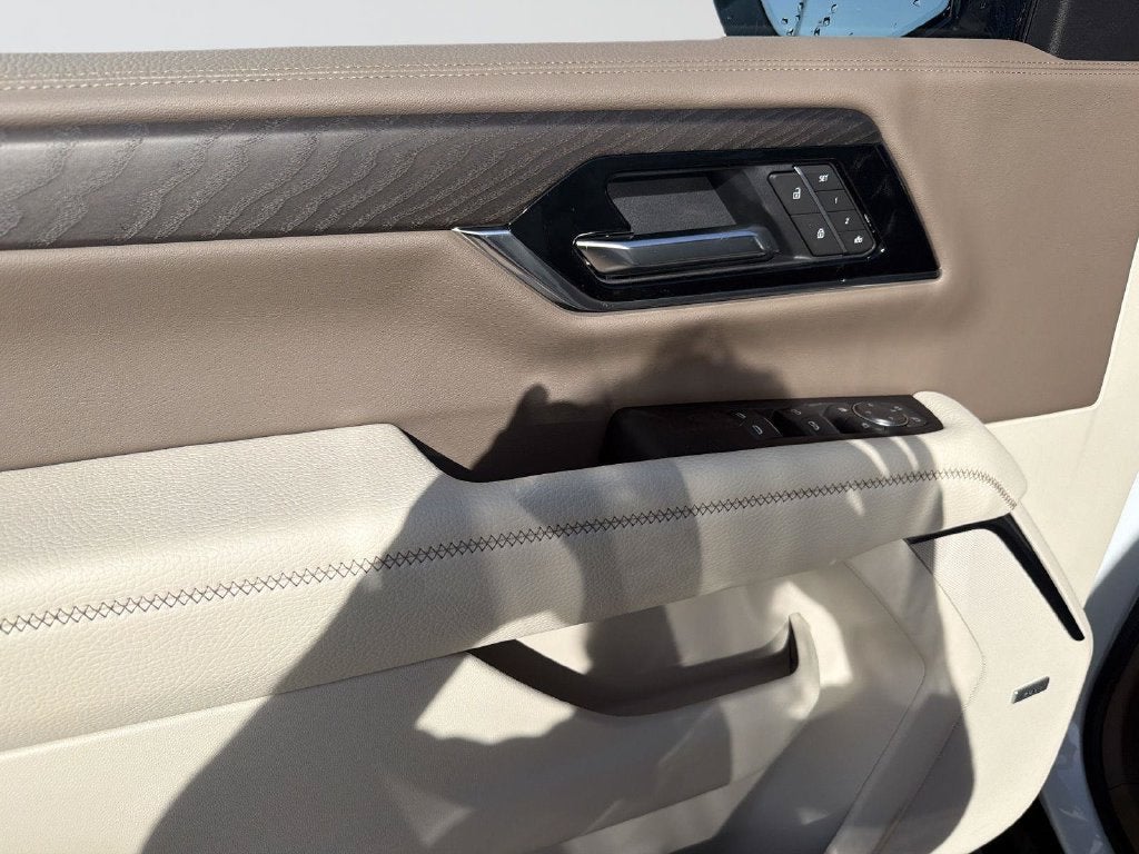 2027 GMC Yukon XL Denali