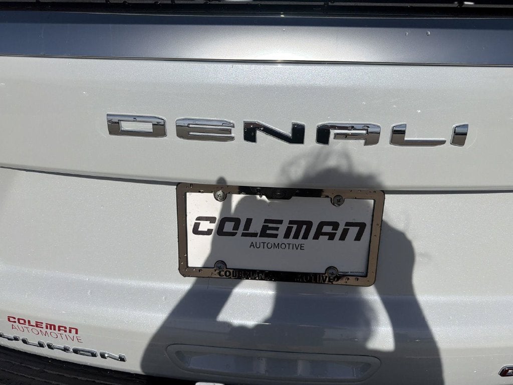 2027 GMC Yukon XL Denali