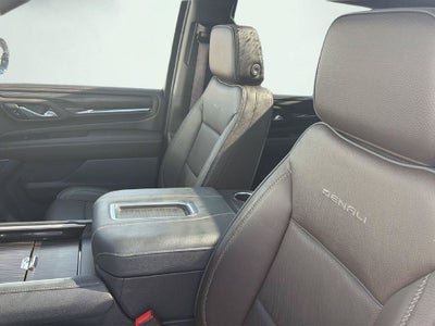 2024 GMC Yukon XL Denali