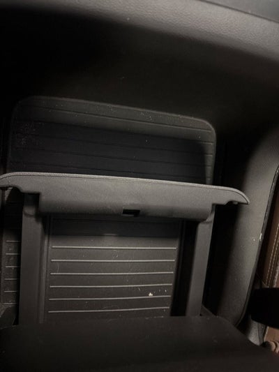 2022 Chevrolet Suburban Base