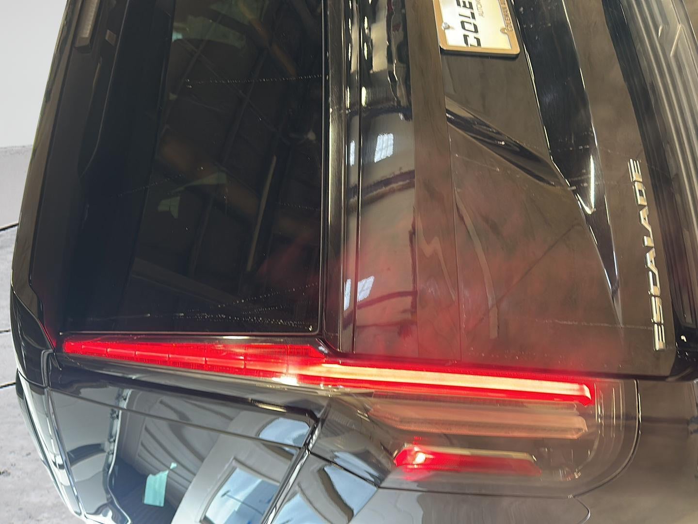 2024 Cadillac Escalade Sport