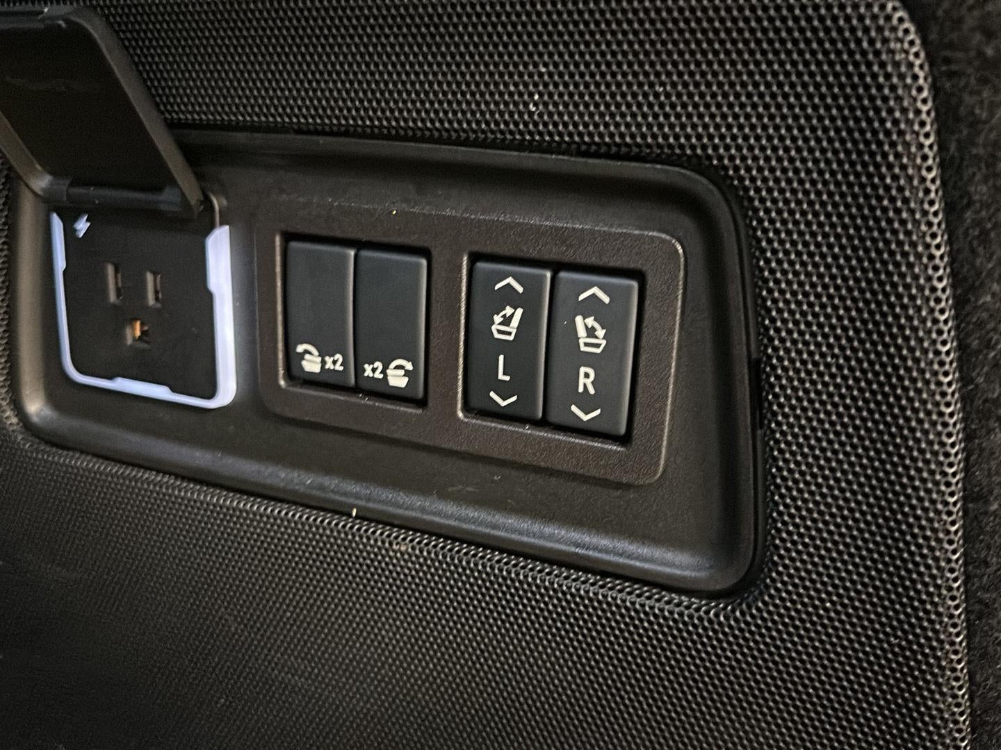 2024 Cadillac Escalade Sport