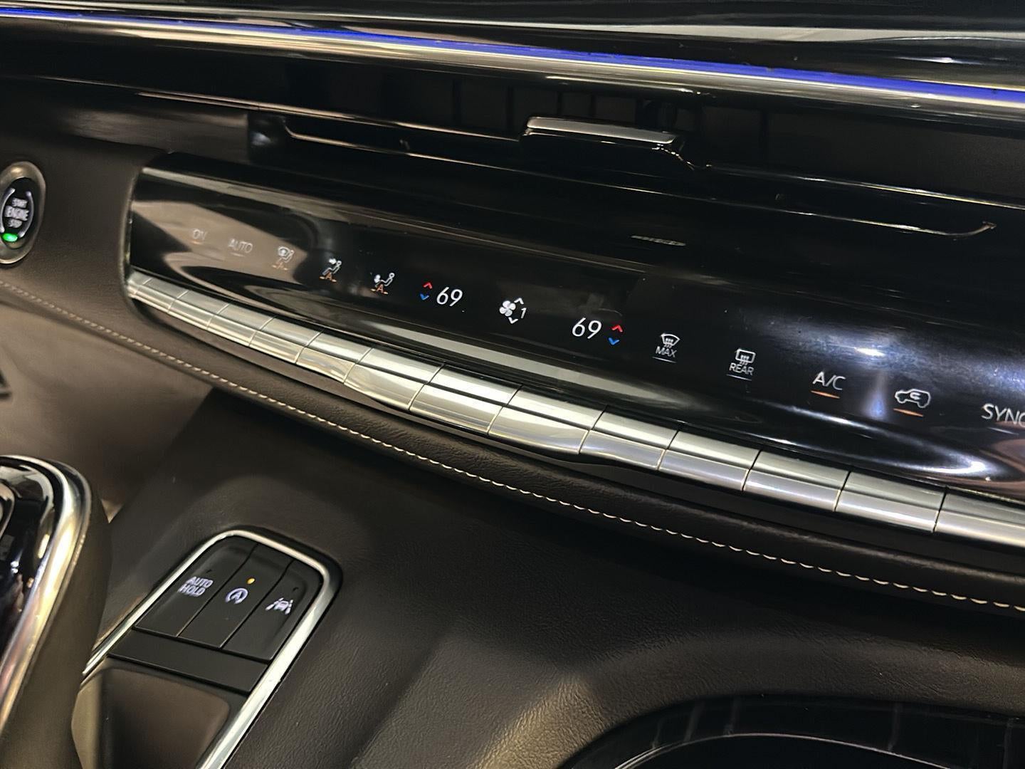 2024 Cadillac Escalade Sport