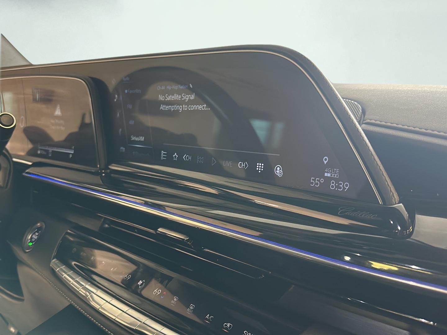 2024 Cadillac Escalade Sport