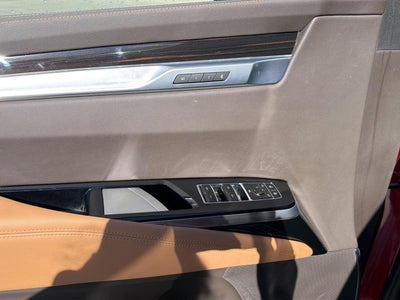 2025 Cadillac Escalade Premium Luxury