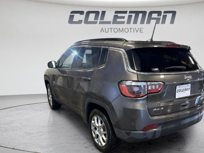 2022 Jeep Compass Latitude Lux