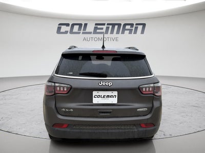 2022 Jeep Compass Latitude Lux