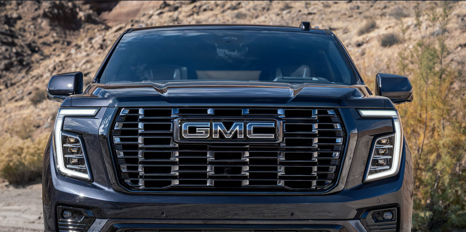 2026 GMC Yukon XL road presence
